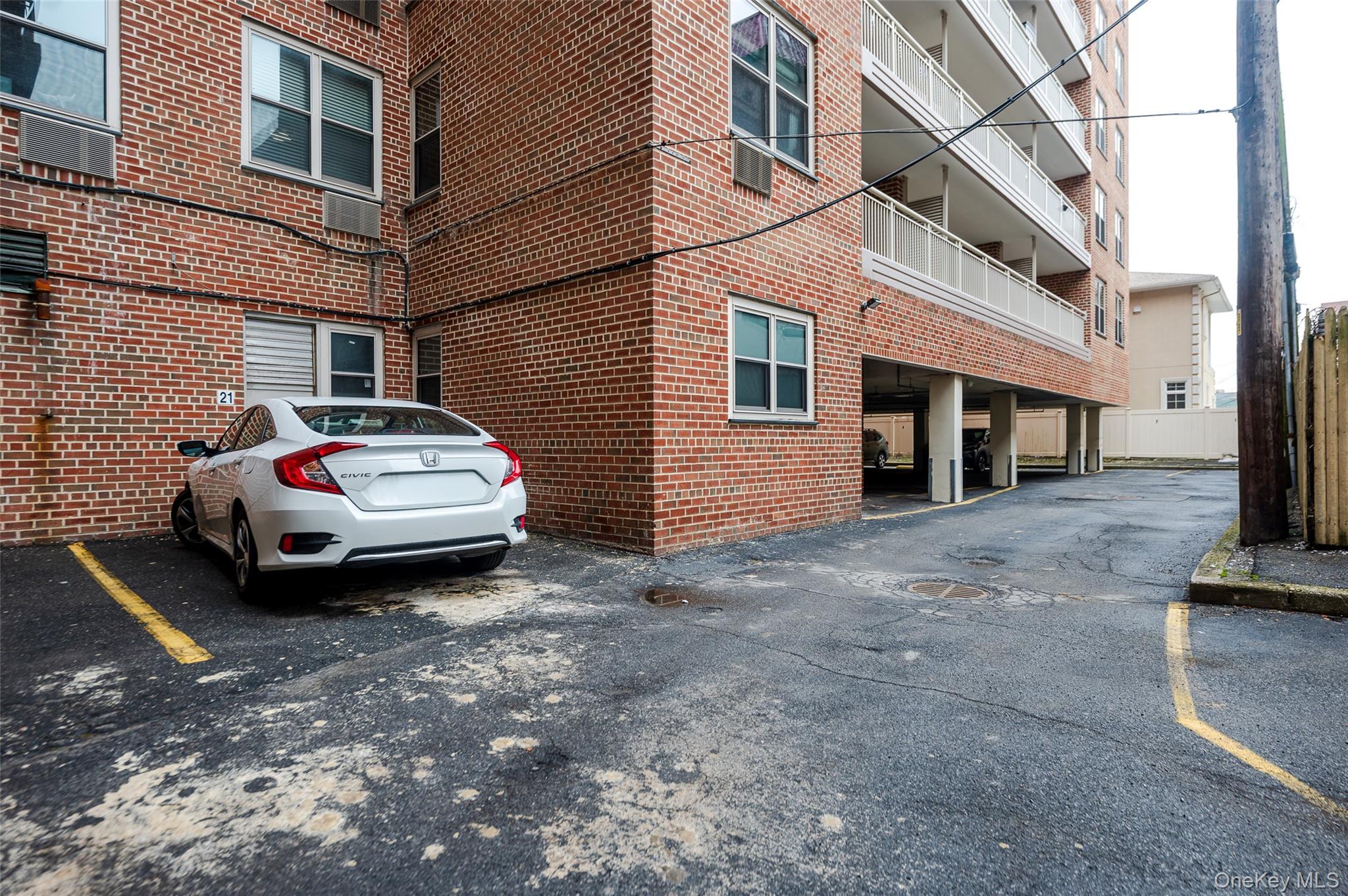 #17 photo, 410 E Broadway, Нассау ‖ Long Beach , NY 11561