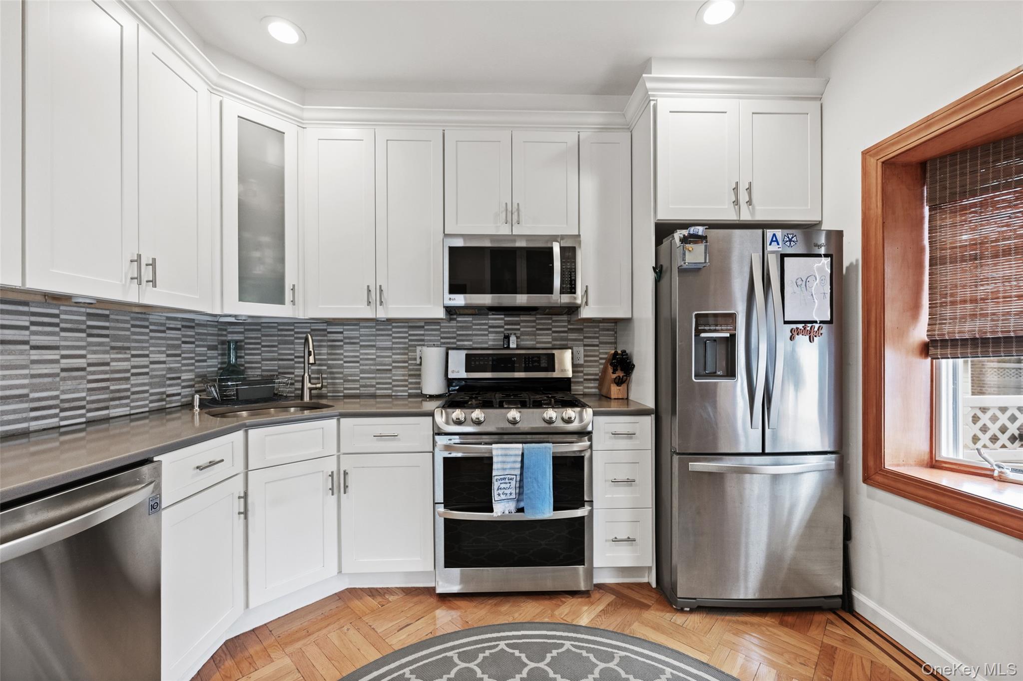 #16 photo, 7547 Furmanville Avenue, Middle Village , NY 11379