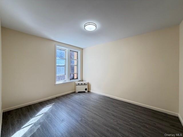 #11 photo, 2896 Heath Avenue, ब्रोंक्स Bronx , NY 10463