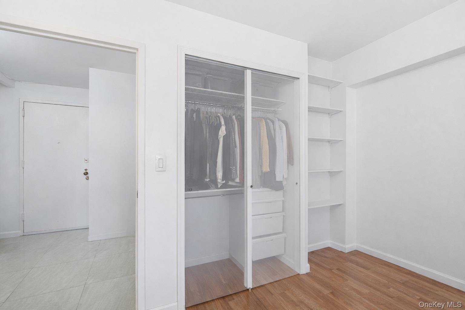 #11 photo, 301 W 110th Street, मैनहटन New York (Manhattan) , NY 10026