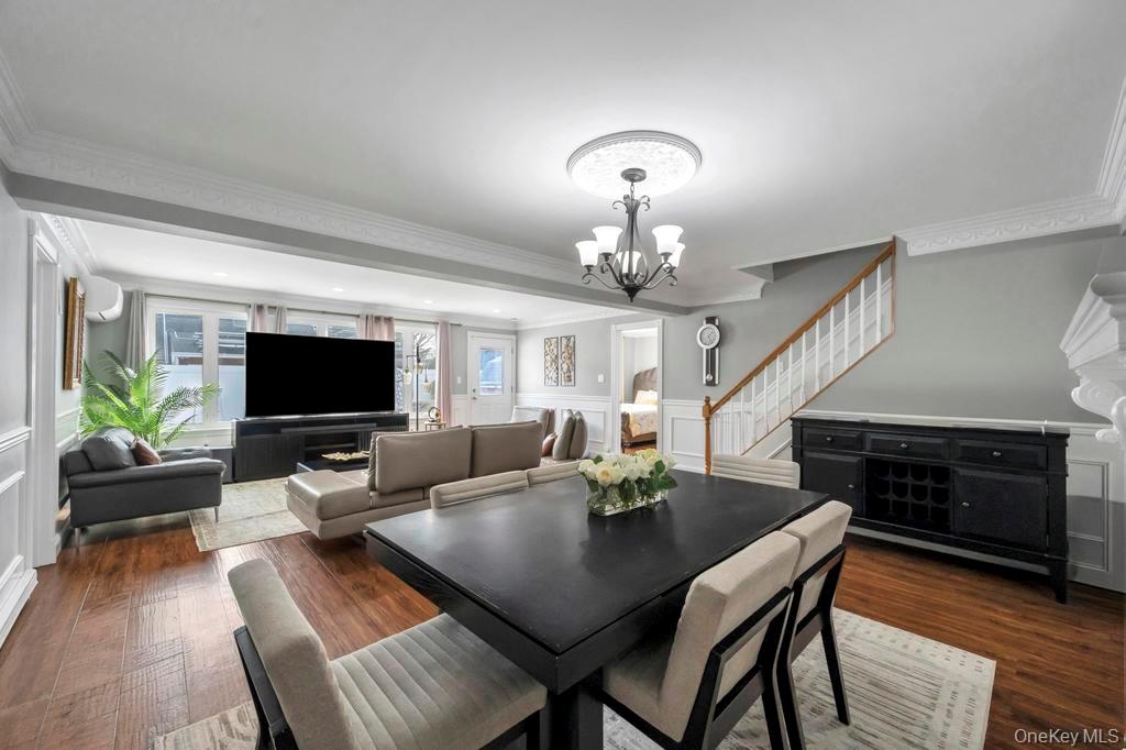 #15 photo, 54 Abbot Lane, Hicksville , NY 11801