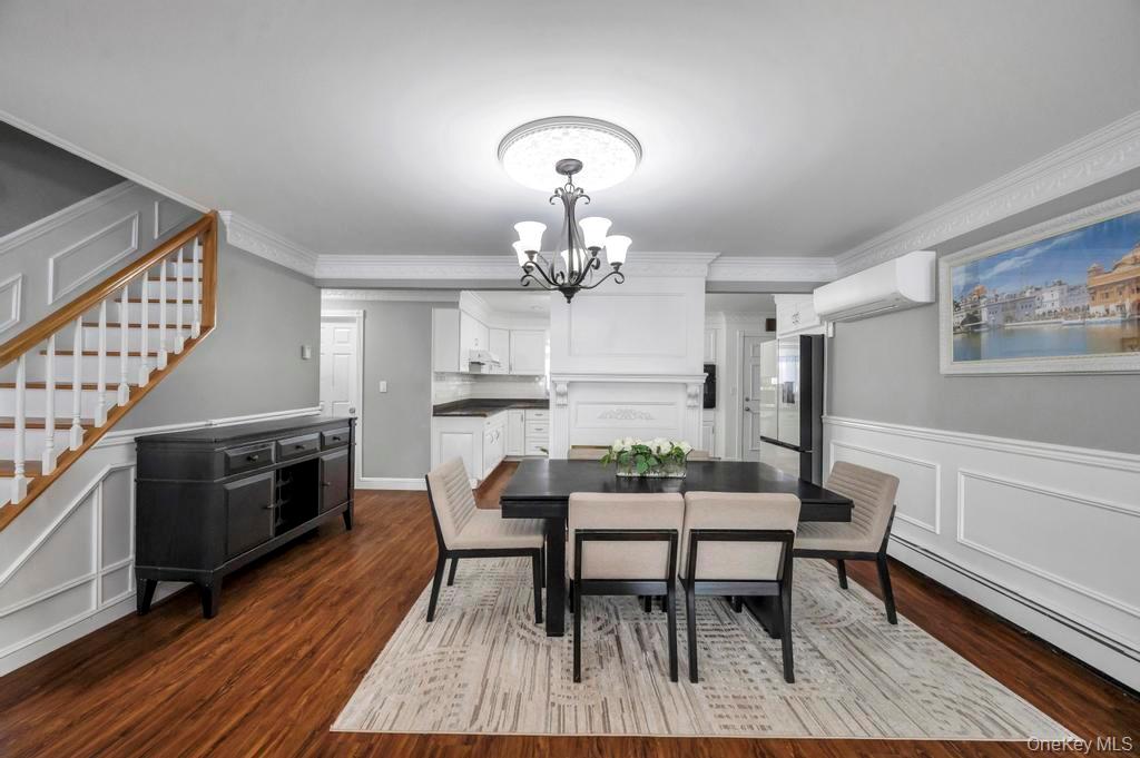 #20 photo, 54 Abbot Lane, Hicksville , NY 11801