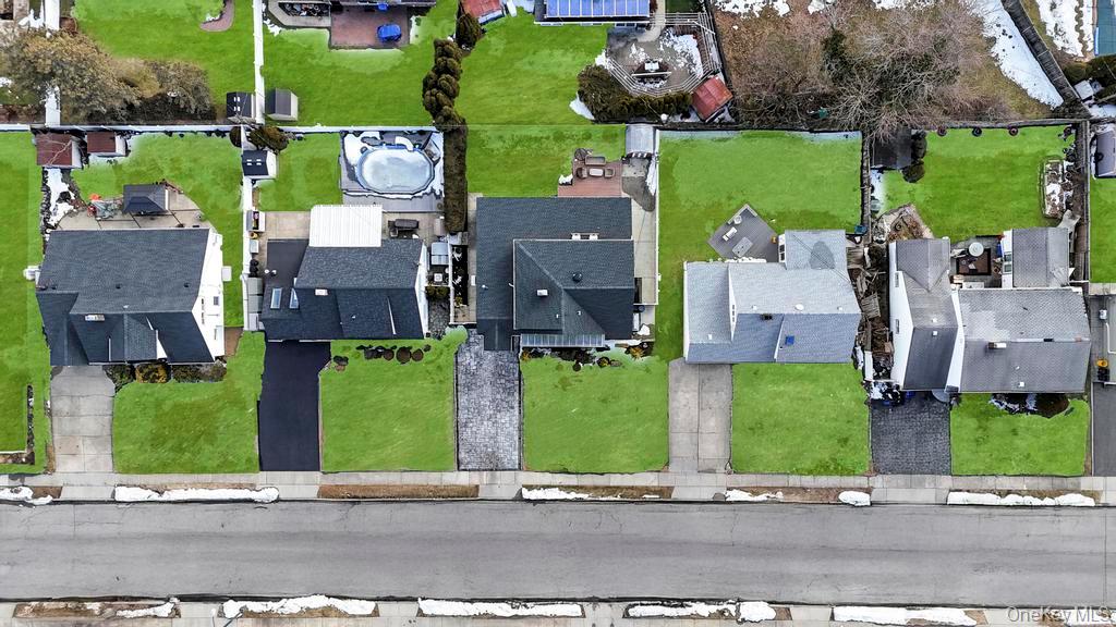 #3 photo, 54 Abbot Lane, Hicksville , NY 11801