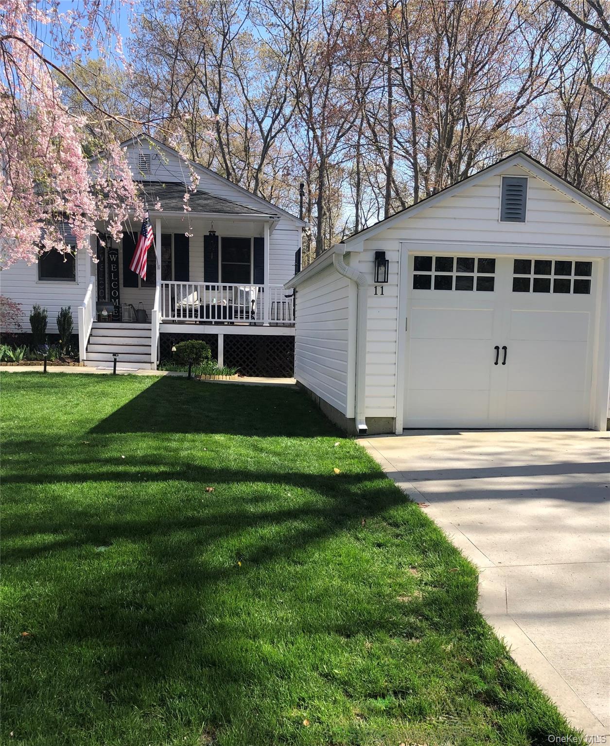 #1 photo, 11 6th Street Street, מחוז סאפוק Wading River , NY 11792