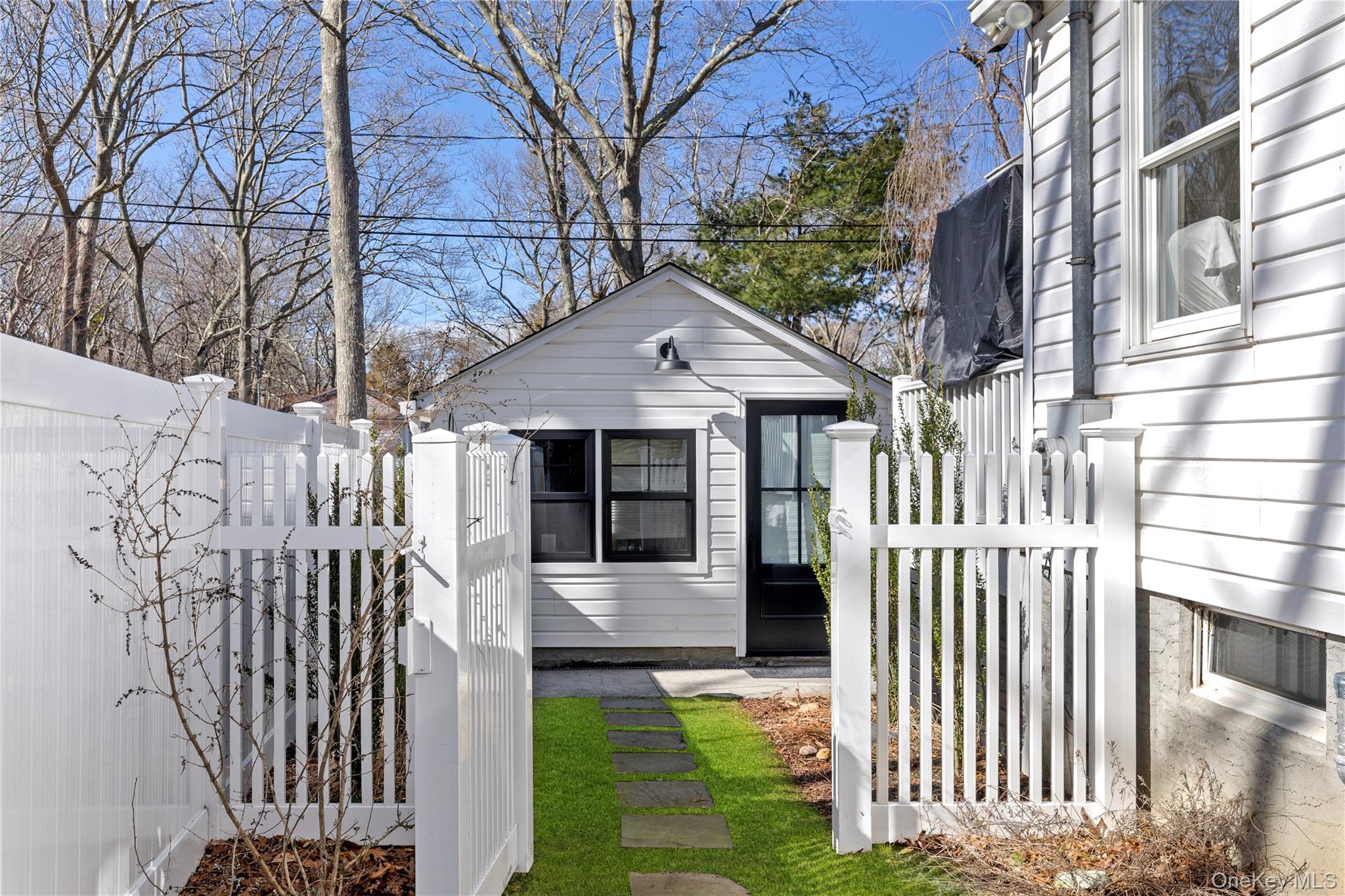 #12 photo, 11 6th Street, Wading River , NY 11792