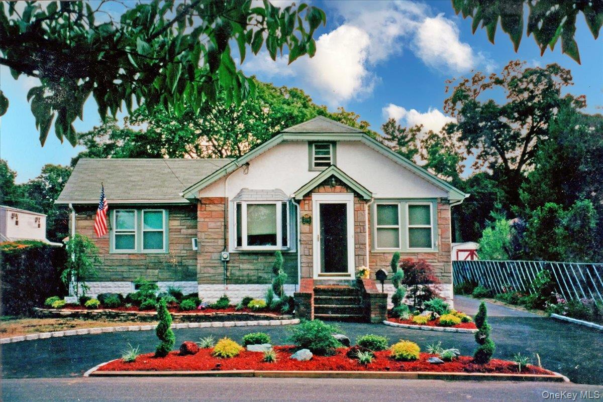 #1 photo, 2016 Abbot Avenue, מחוז נסאו Merrick , NY 11566