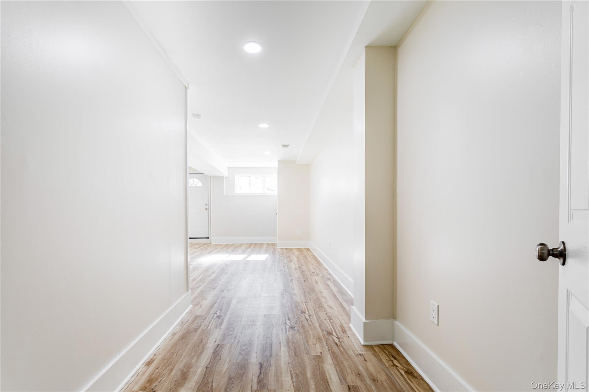 #18 photo, 21 Spirit Lane, 스태튼 섬 Staten Island , NY 10303