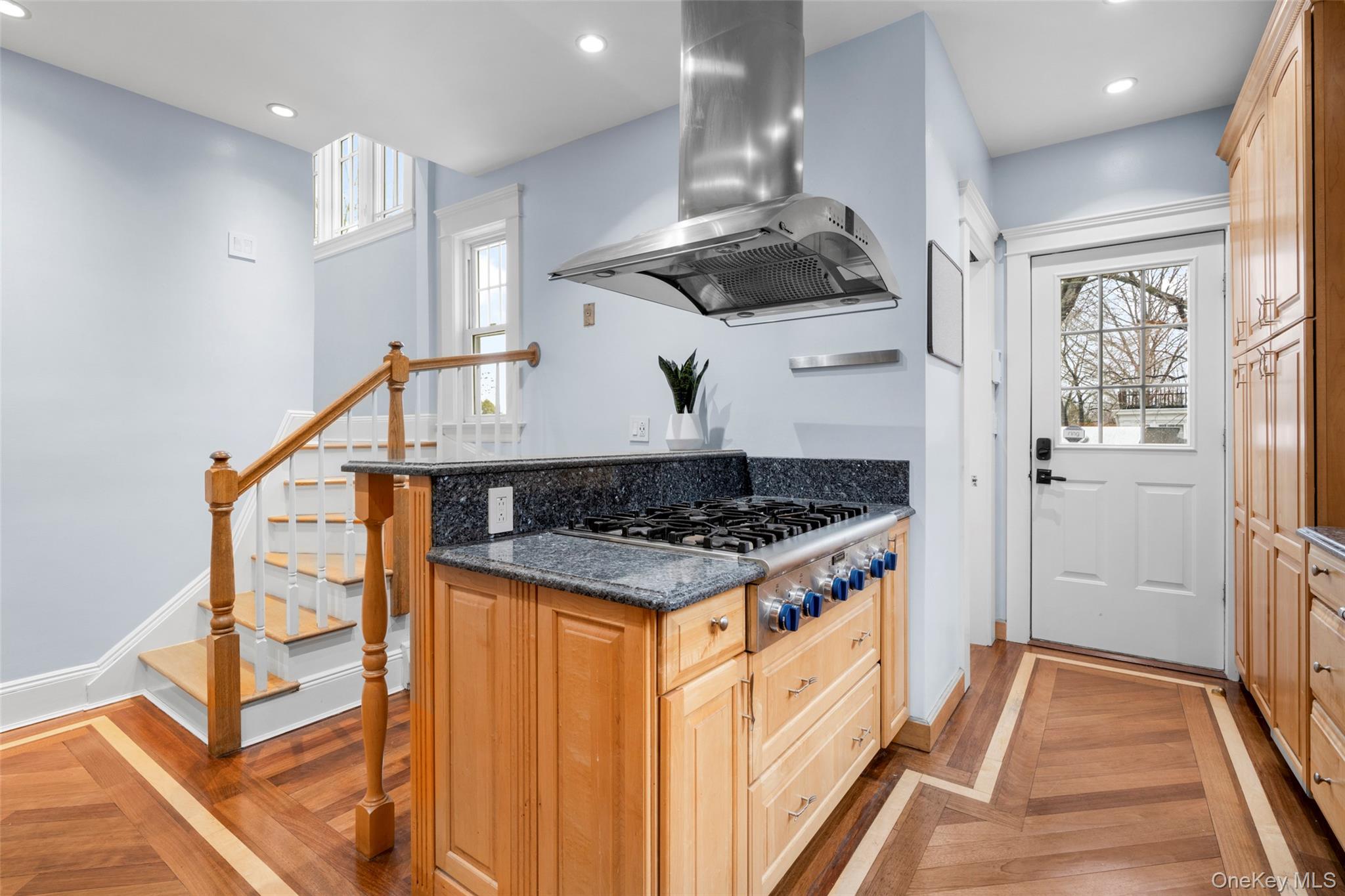 #16 photo, 69 Irving Place, New Rochelle , NY 10801