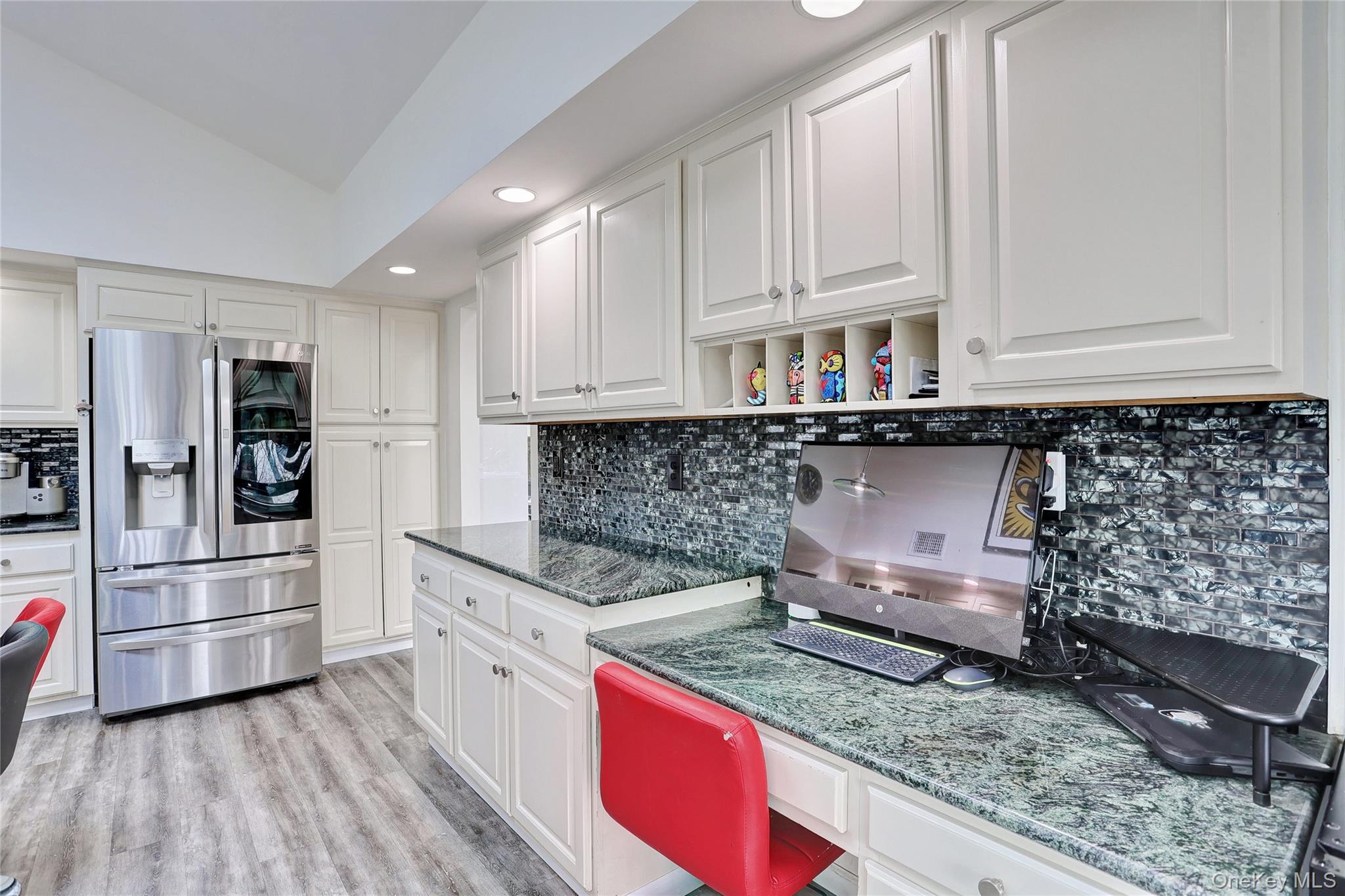 #11 photo, 42 Cragmere Road, Airmont , NY 10901