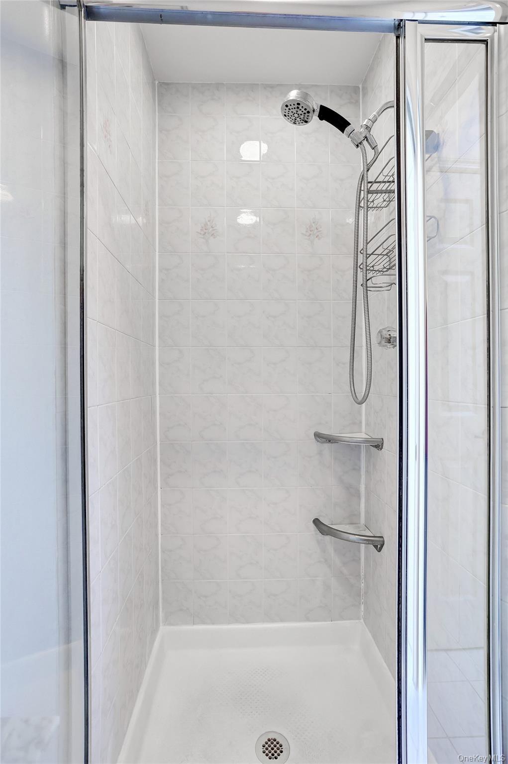 #15 photo, 42 Cragmere Road, Airmont , NY 10901