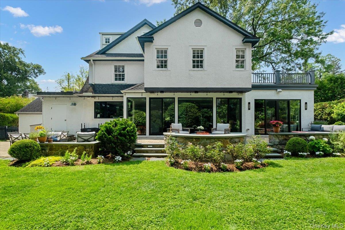 #10 photo, 21 Orchard Road, Larchmont , NY 10538