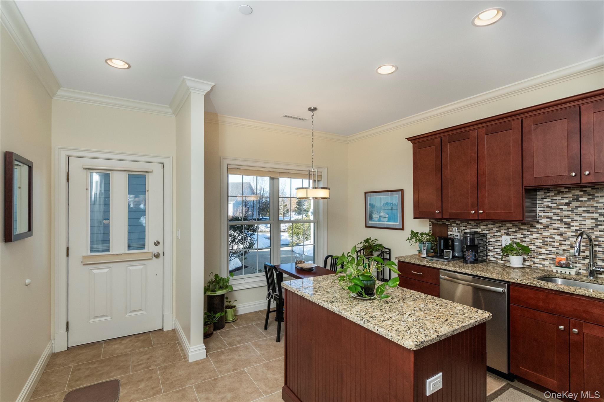 #8 photo, 404 Gardenia Drive, Rhinebeck , NY 12572