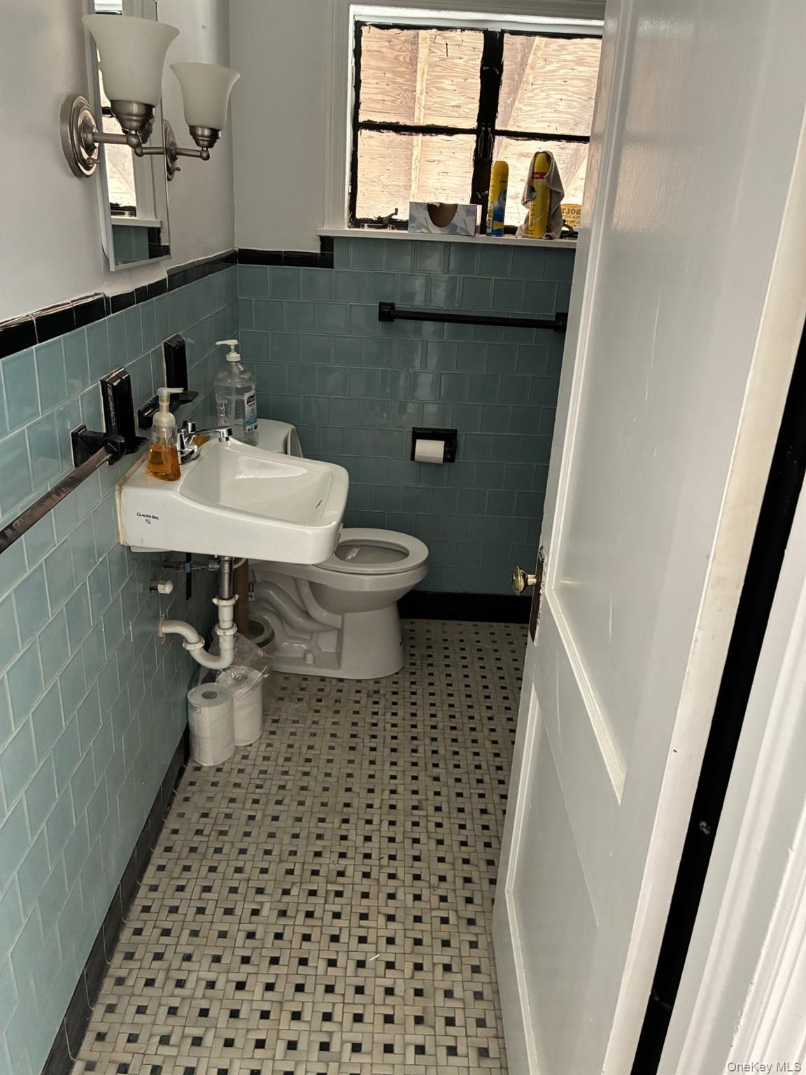 #6 photo, 283 Windsor Highway, 纽约州 New Windsor , NY 12553