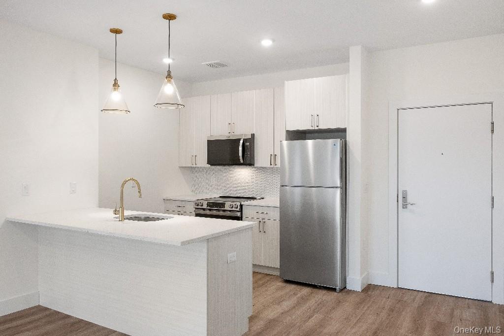 #11 photo, 306 Bluestone Court, 뉴욕주 Maybrook , NY 12543