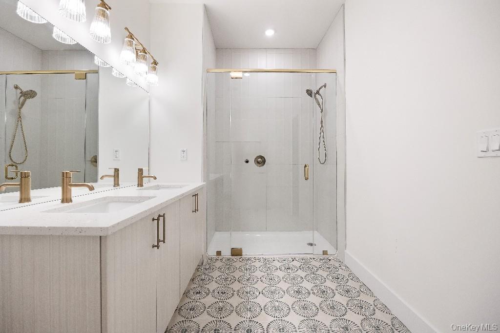 #19 photo, 306 Bluestone Court, 뉴욕주 Maybrook , NY 12543