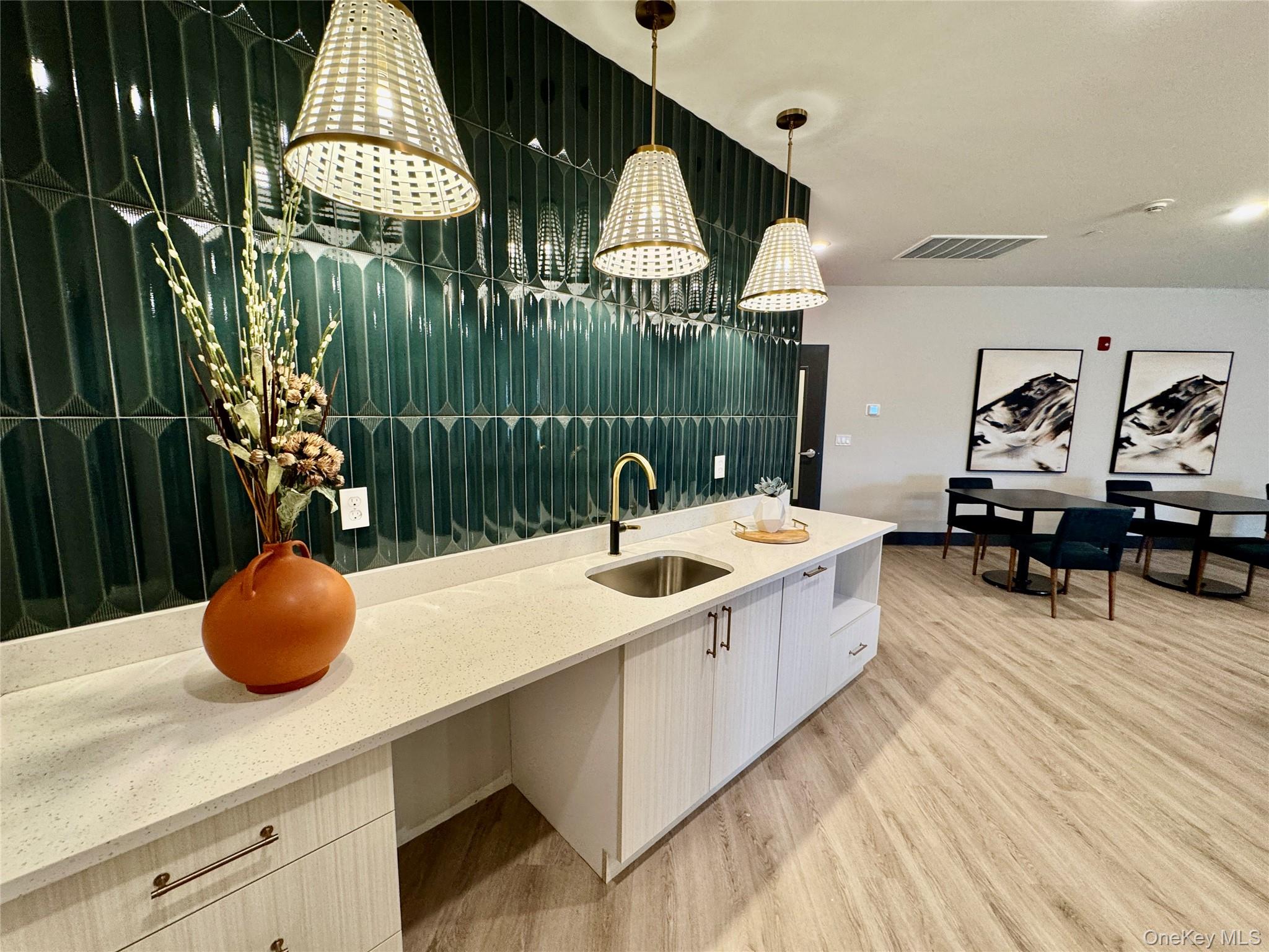 #6 photo, 306 Bluestone Court, 뉴욕주 Maybrook , NY 12543