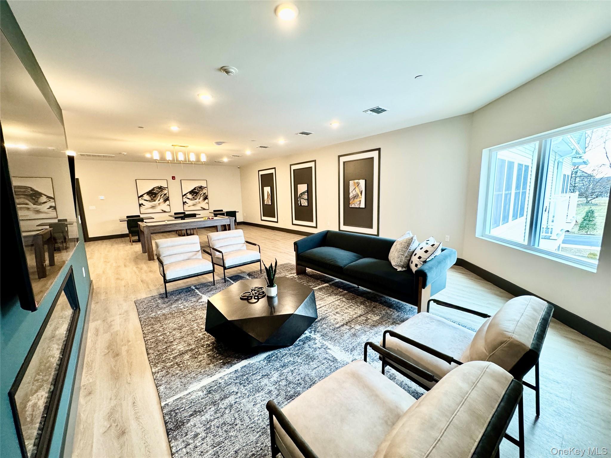 #7 photo, 306 Bluestone Court, 뉴욕주 Maybrook , NY 12543