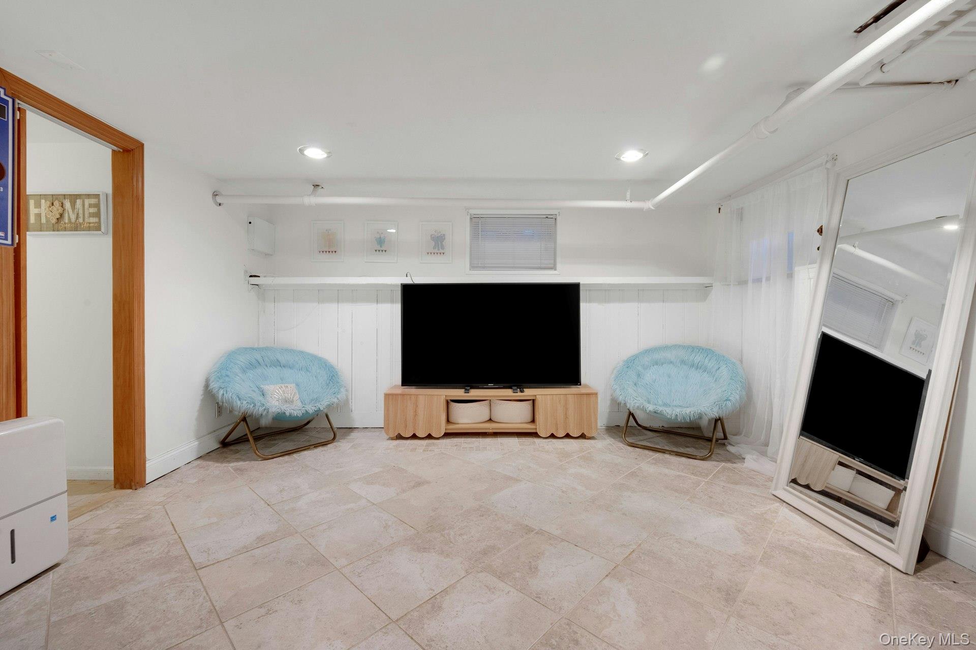 #16 photo, 1 Webster Road, Scarsdale , NY 10583