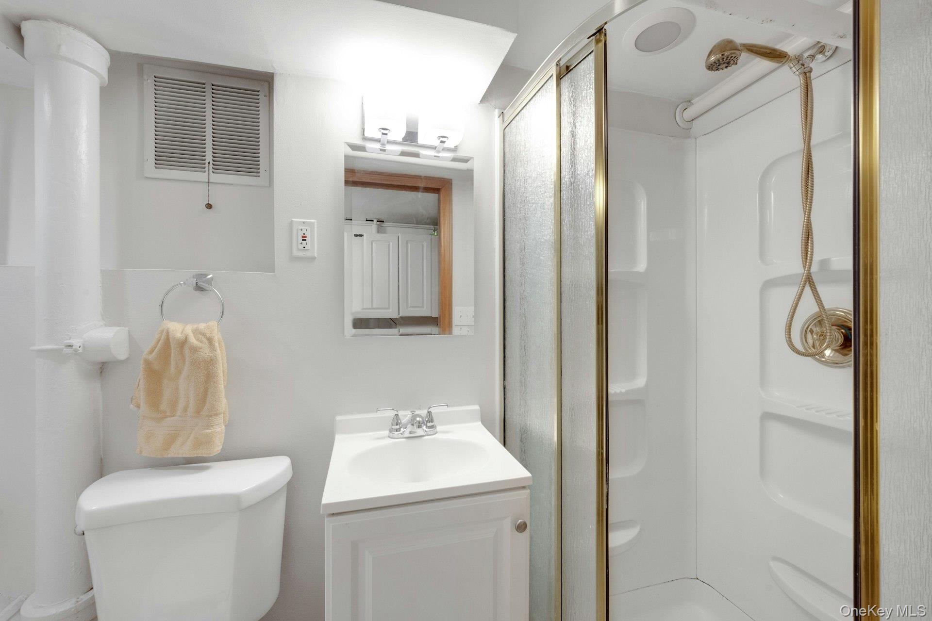 #18 photo, 1 Webster Road, Scarsdale , NY 10583