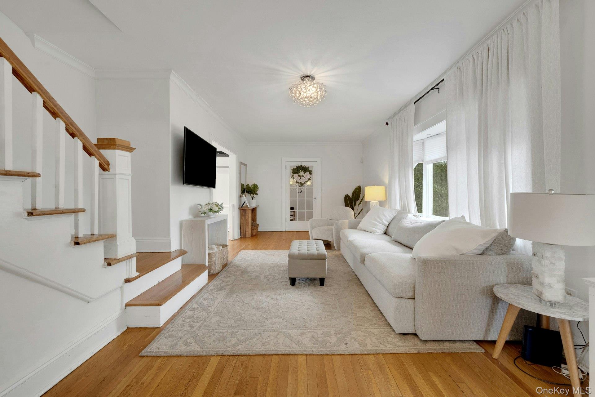 #4 photo, 1 Webster Road, Scarsdale , NY 10583