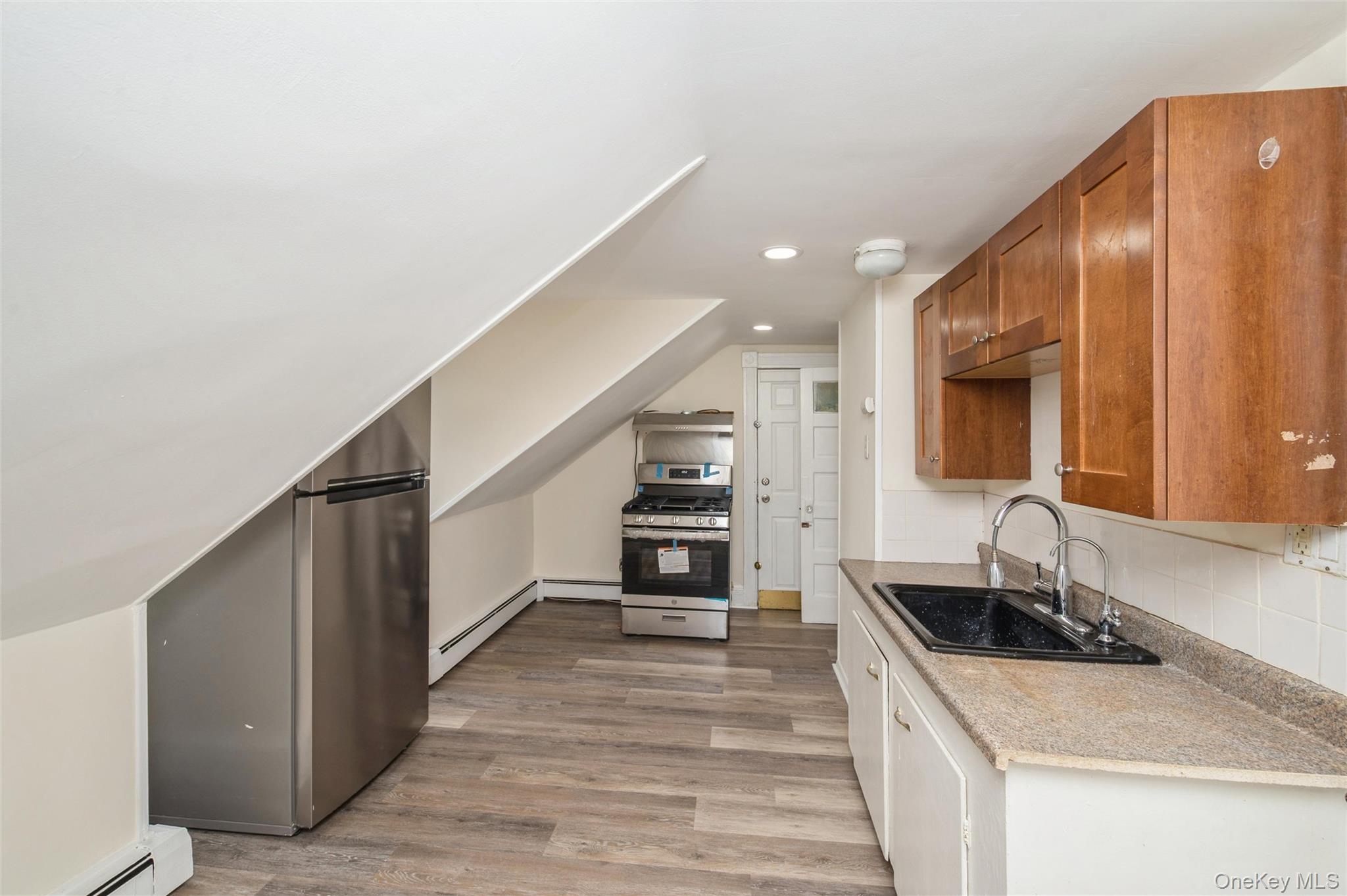 #6 photo, 36 Tyler Avenue, Саффолк ‖ West Sayville , NY 11796