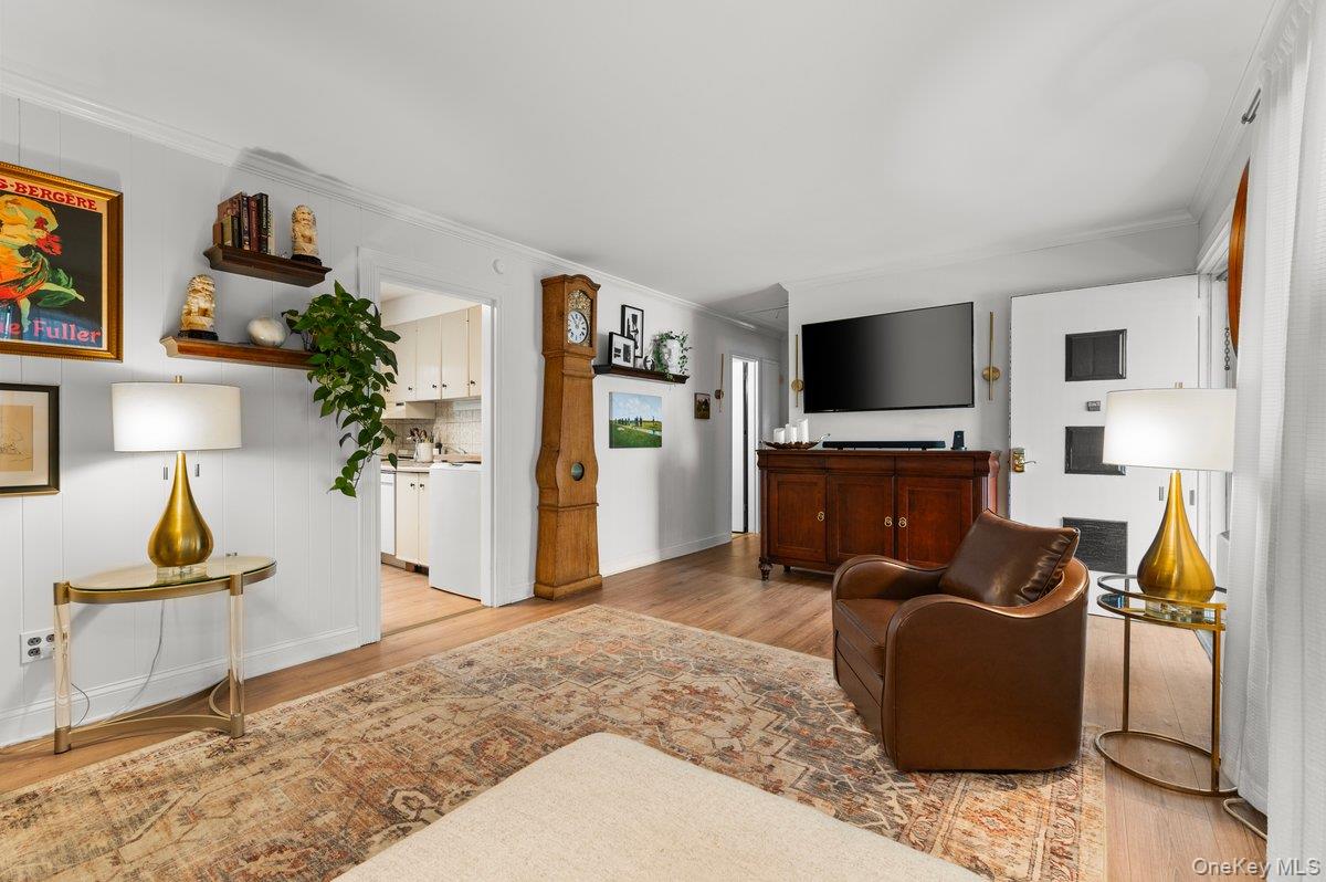 #8 photo, 22 Greenway Circle, नासाउ काउंटी Syosset , NY 11791