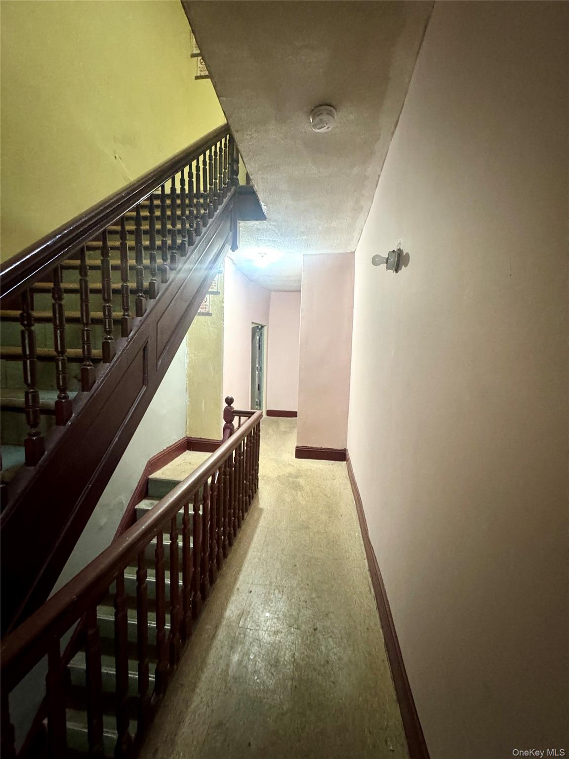 #9 photo, 3235 Fulton Street, Бруклин ‖ Brooklyn , NY 11208