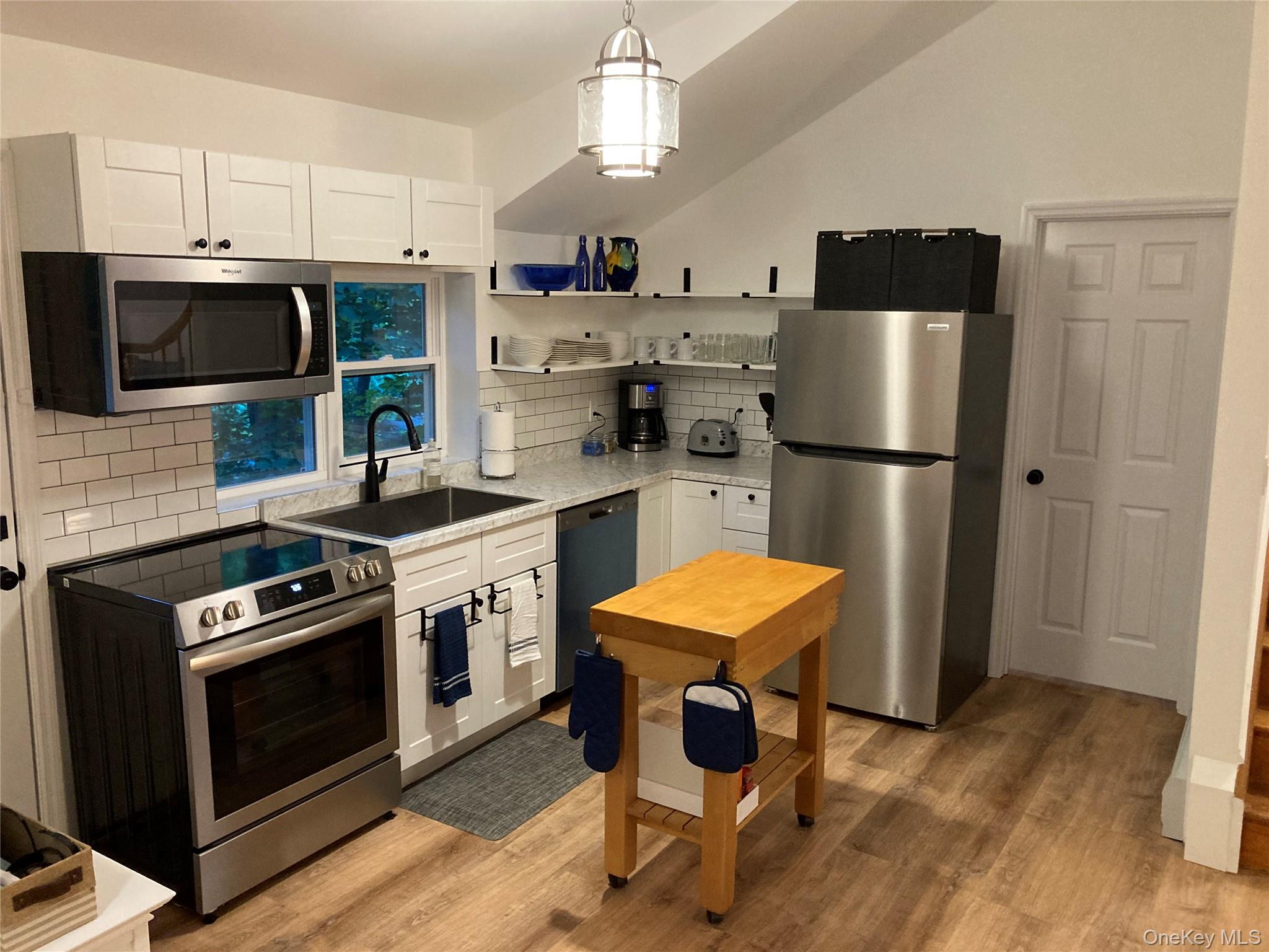 #5 photo, 20 Gabriel Mills Road, Wading River , NY 11792