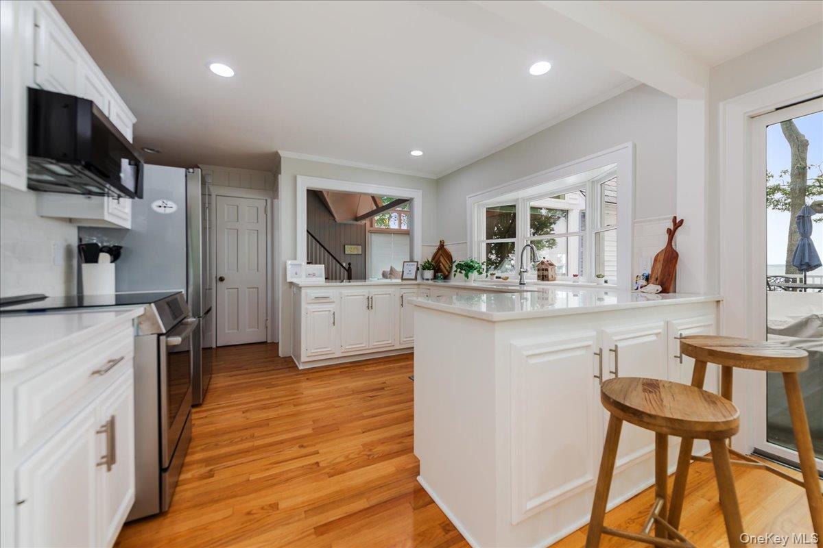 #20 photo, 100 W Shore Drive, Southold , NY 11971