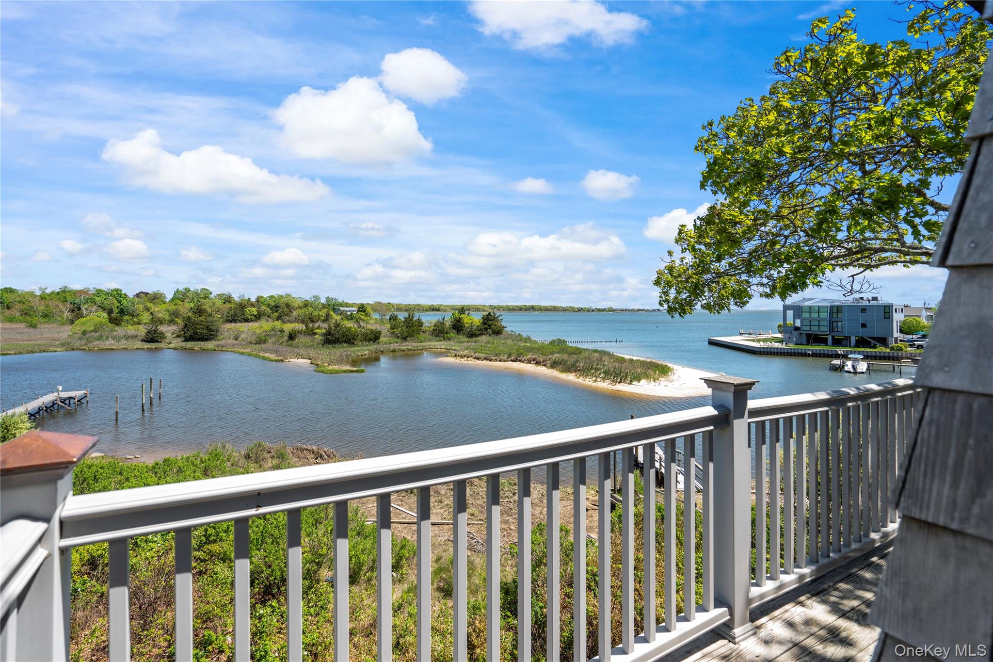 #18 photo, 55 West End Avenue, מחוז סאפוק East Quogue , NY 11942