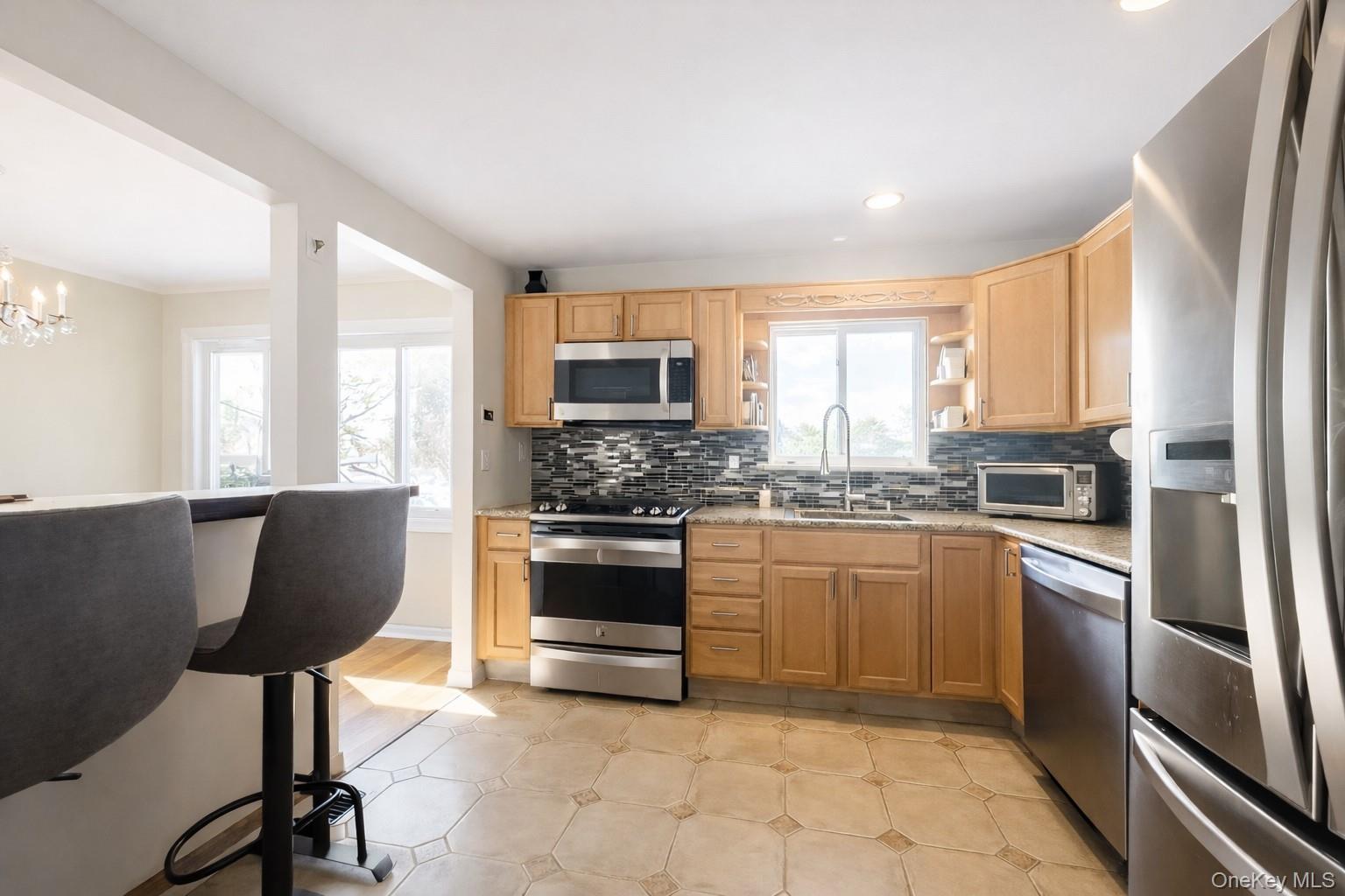 #5 photo, 24 Willets Avenue, Нассау ‖ Syosset , NY 11791