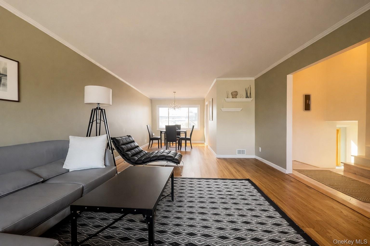 #9 photo, 24 Willets Avenue, Нассау ‖ Syosset , NY 11791