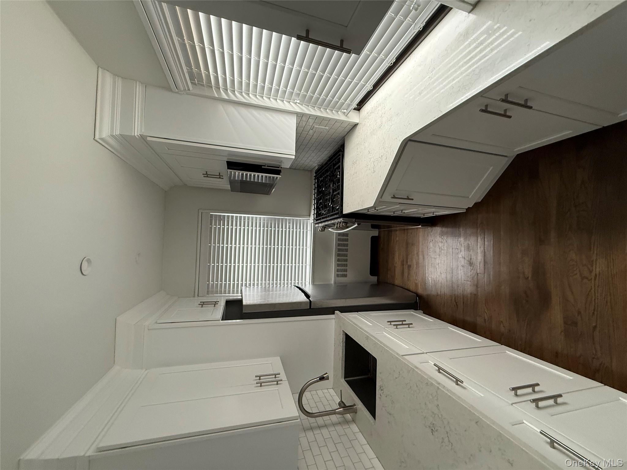 #9 photo, 163-04 17th Avenue, 뉴욕퀸즈 Whitestone , NY 11357