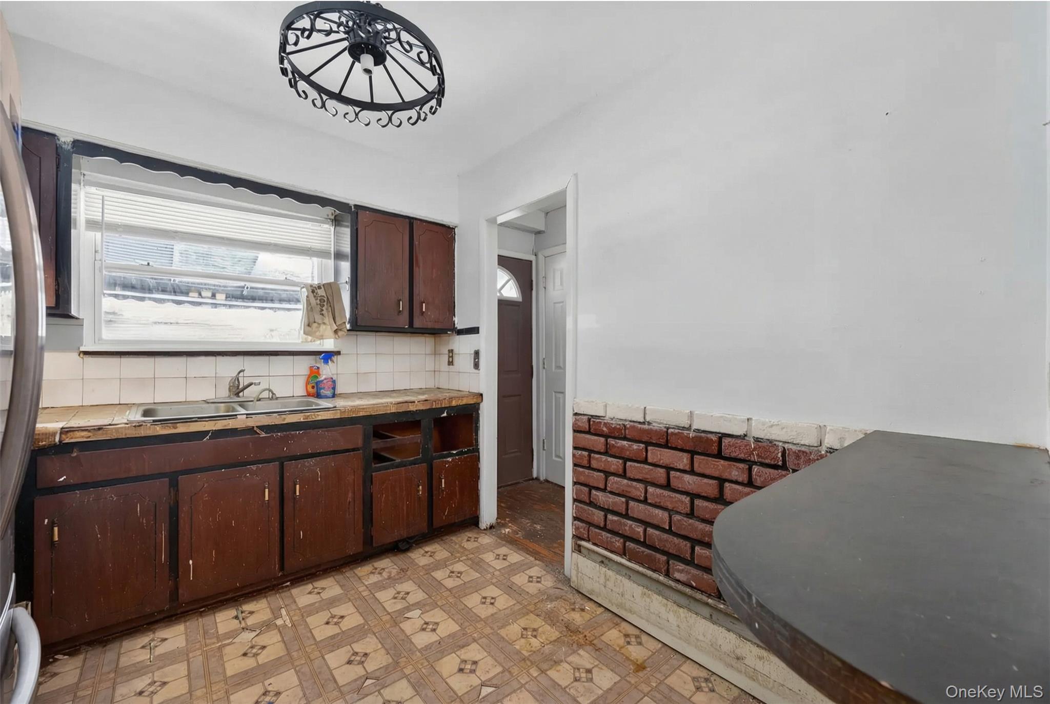 #10 photo, 1043 Hendrix Street, Brooklyn , NY 11207