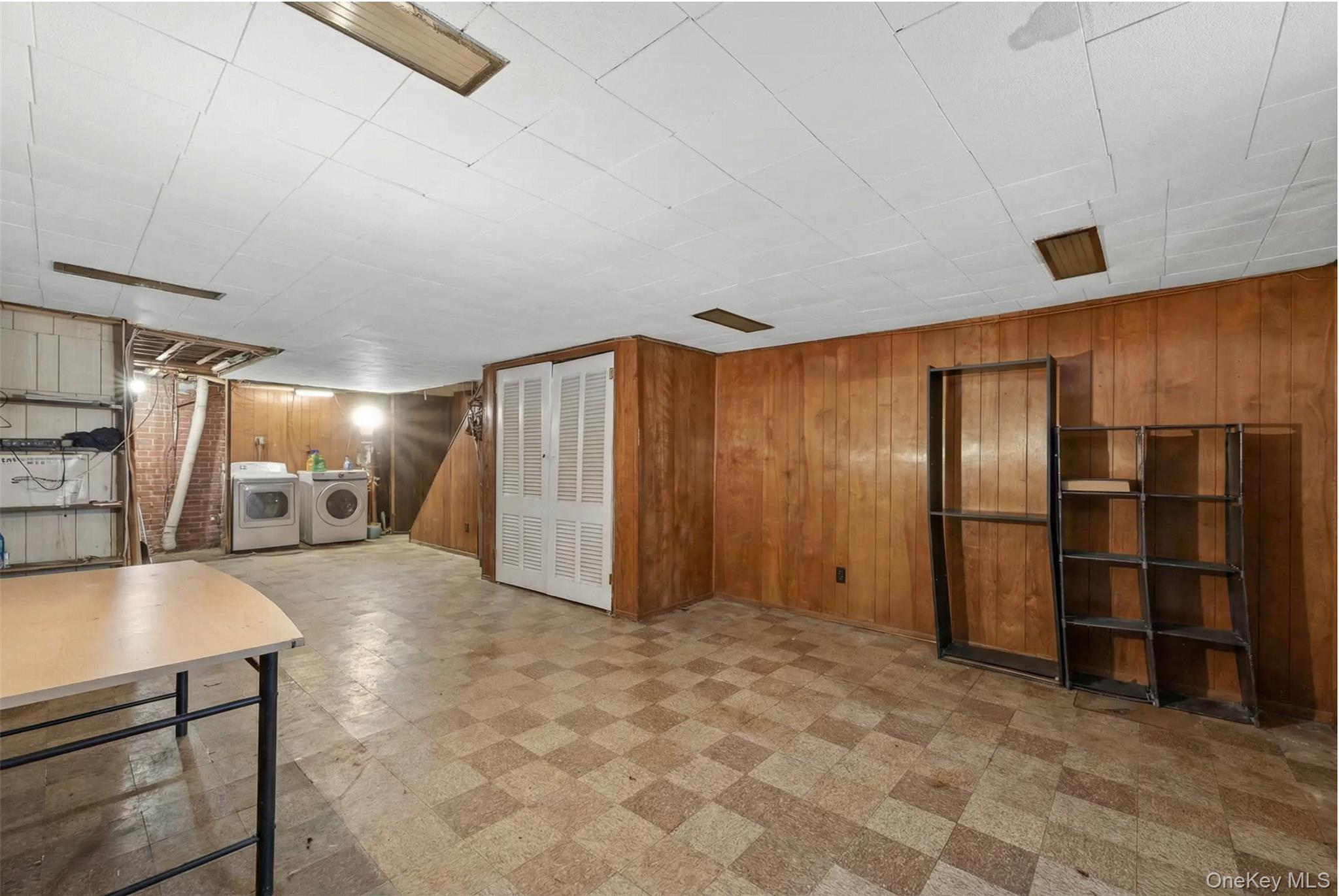 #18 photo, 1043 Hendrix Street, Brooklyn , NY 11207