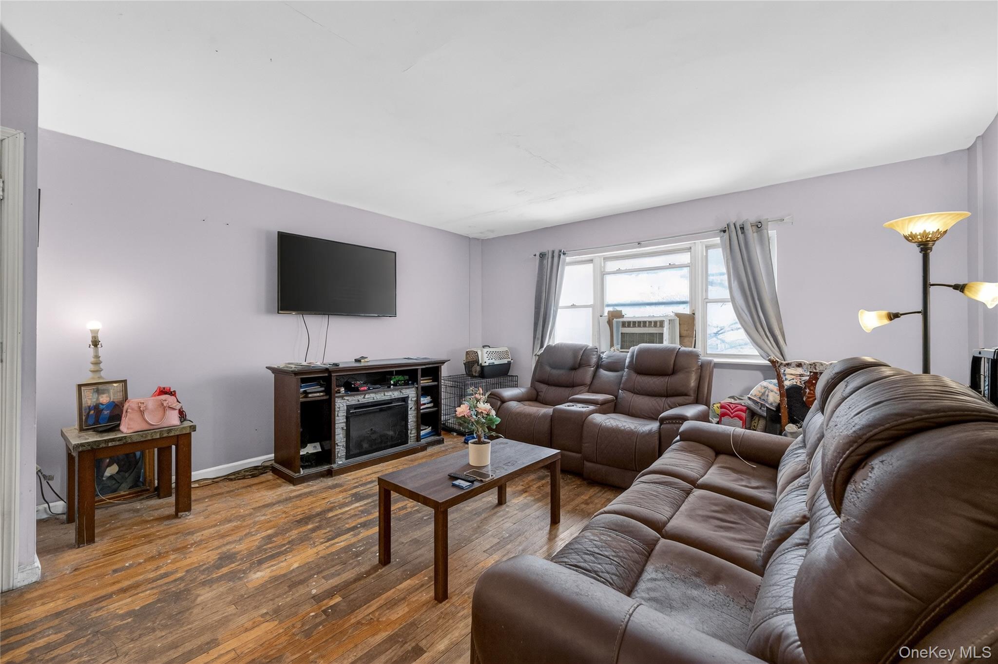 #7 photo, 1043 Hendrix Street, Brooklyn , NY 11207