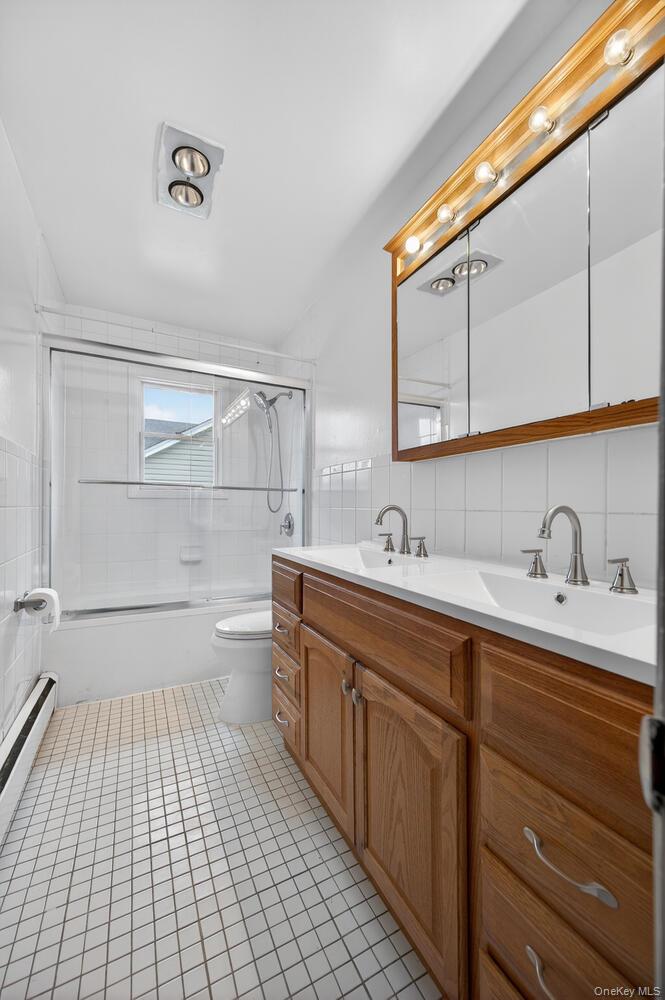 #19 photo, 9 Bay Beach Avenue, Bayville , NY 11709