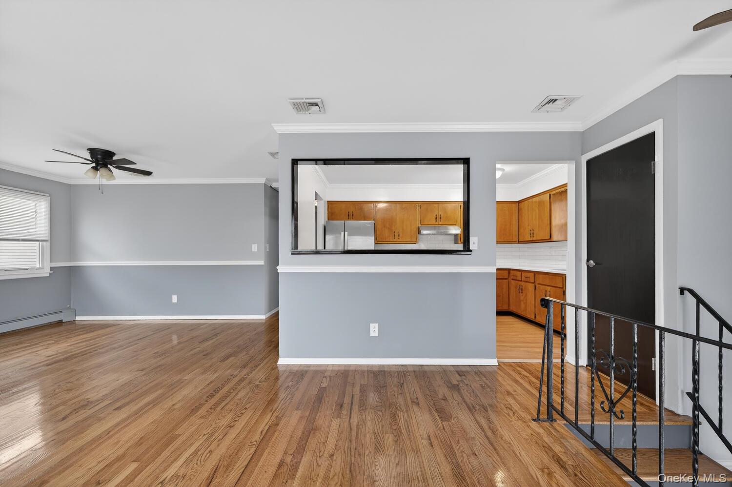 #7 photo, 9 Bay Beach Avenue, Bayville , NY 11709