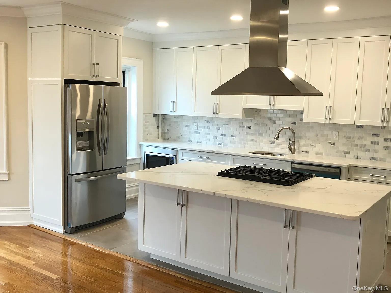 #2 photo, 180 Hilton Avenue, Hempstead , NY 11550