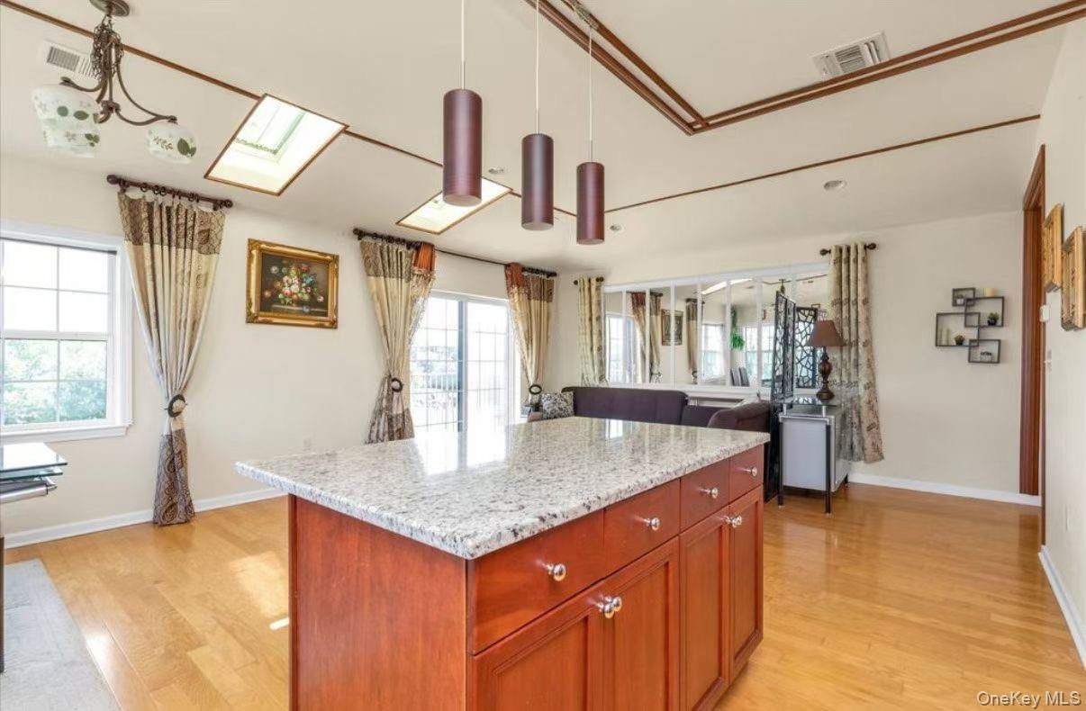 #4 photo, 215 Constitution Place, College Point , NY 11356