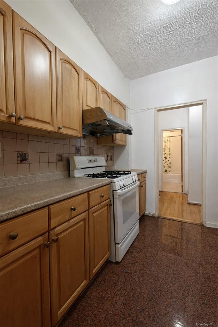 #8 photo, 134-54 Maple Avenue, Flushing , NY 11355