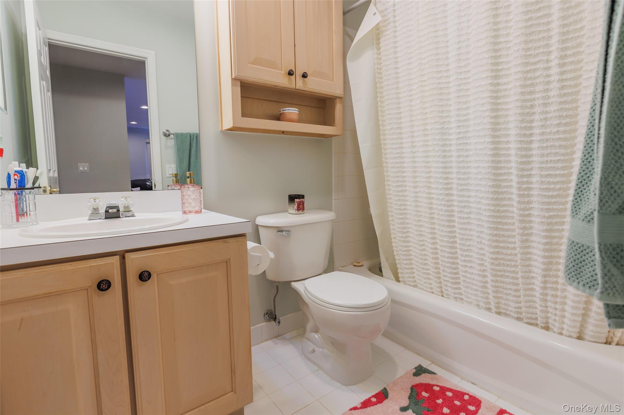 #16 photo, 10 Tracie Lane, সাফোক কাউন্টি Middle Island , NY 11953