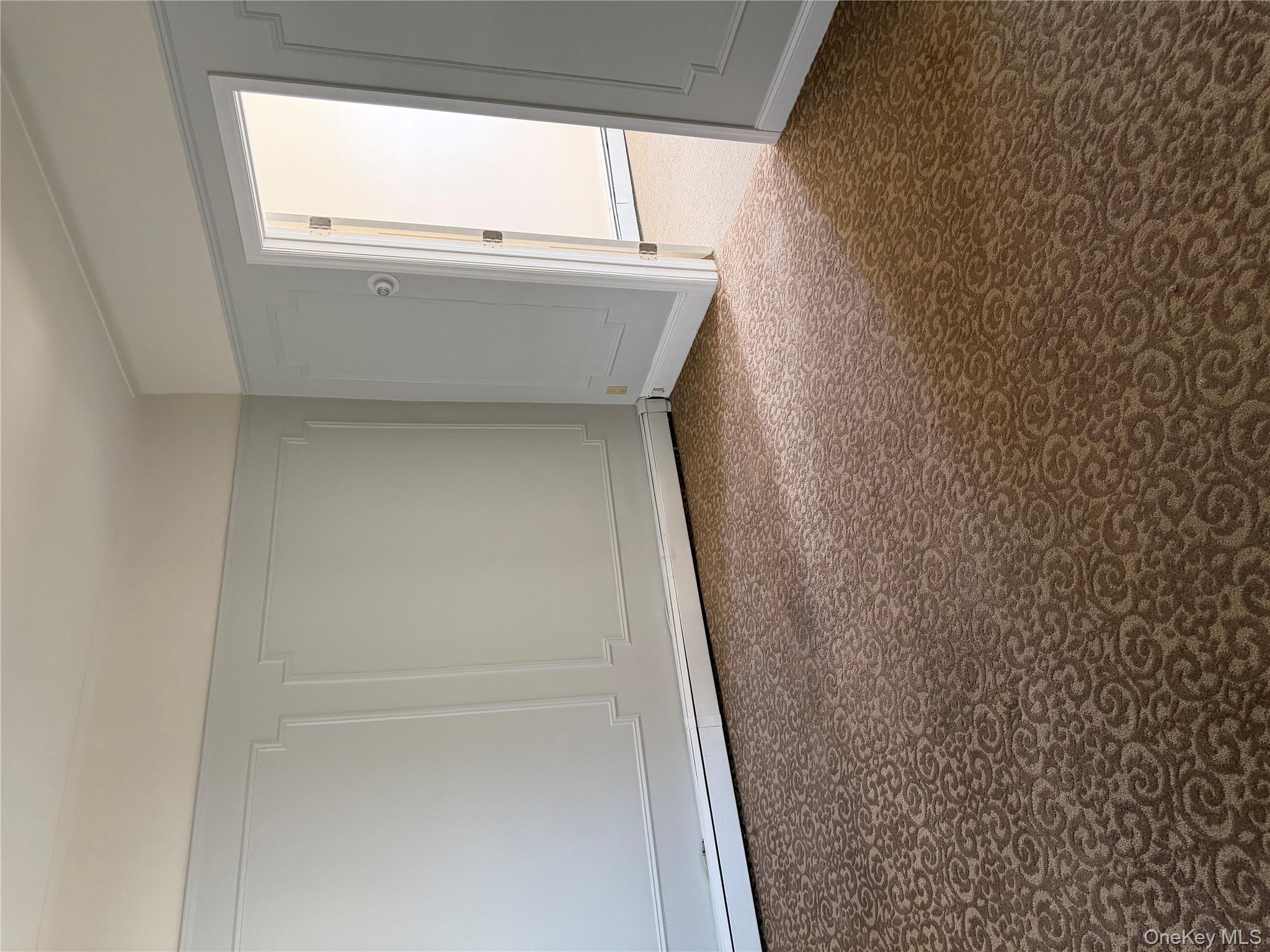 #4 photo, 322 Jericho Turnpike, नासाउ काउंटी Floral Park , NY 11001