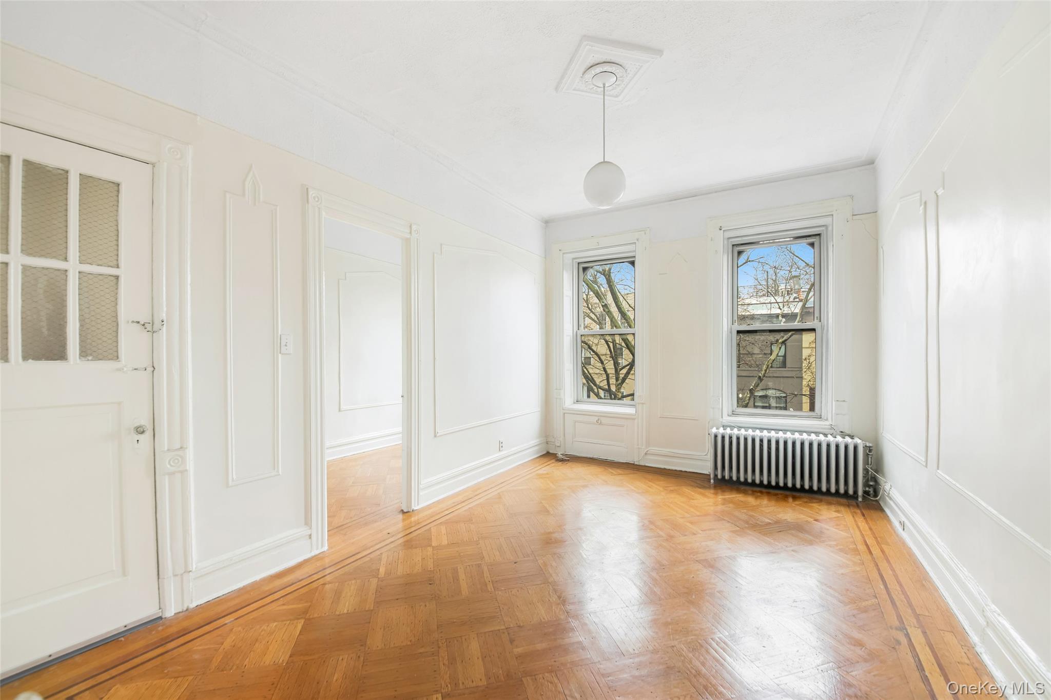 #4 photo, 529 Decatur Street, 브루클린 Brooklyn , NY 11233