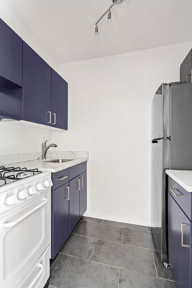 #4 photo, 130 HICKS Street, Brooklyn Heights , NY 11201