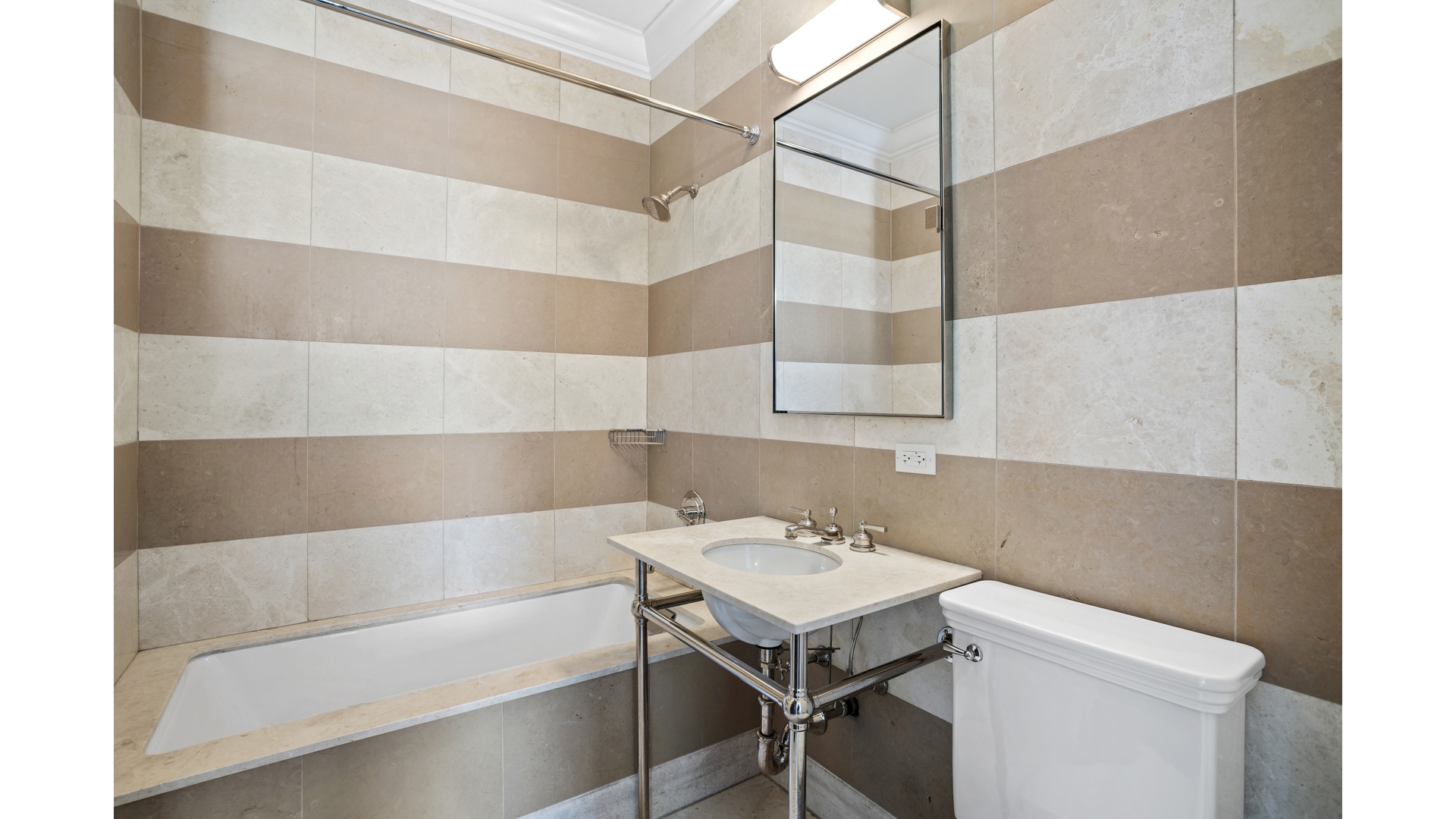 #9 photo, 15 E 26TH Street, NoMad , NY 10010