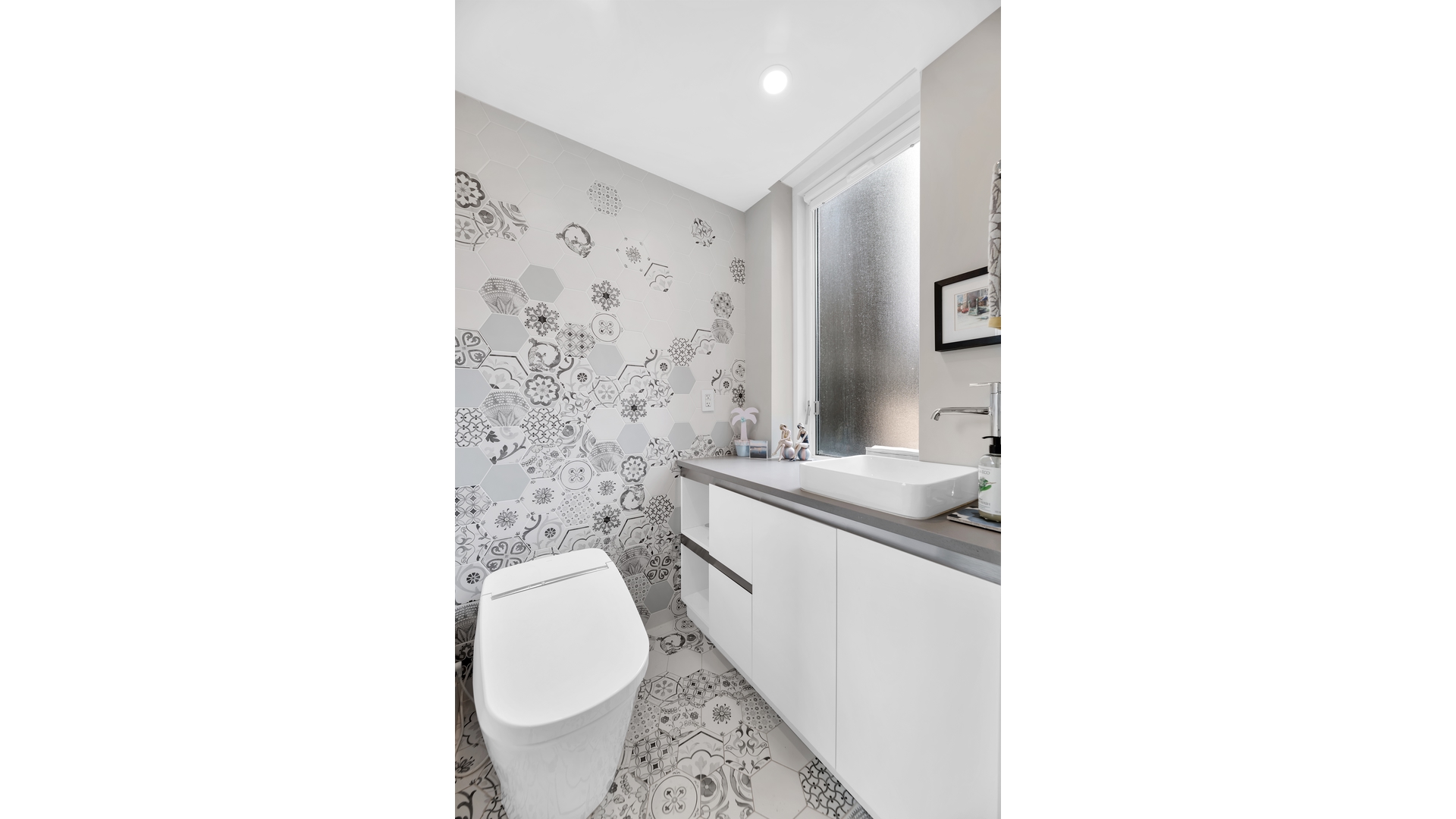 #15 photo, 245 E 54TH Street, Sutton Place , NY 10022