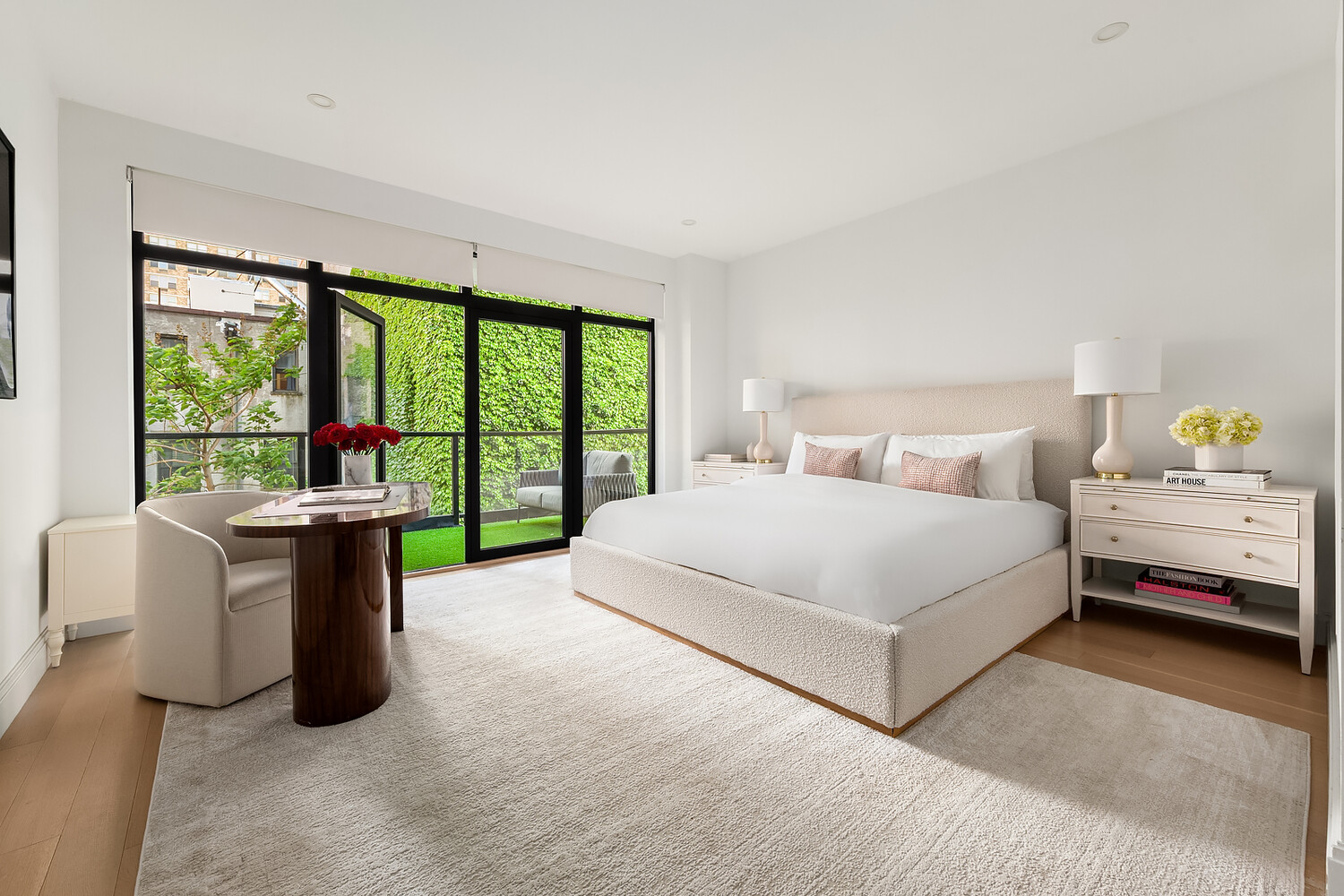 #12 photo, 318 E 81ST Street, Yorkville , NY 10028