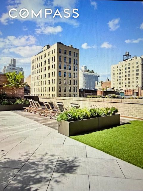 #11 photo, 40 E 94th Street, Upper East Side , NY 10128