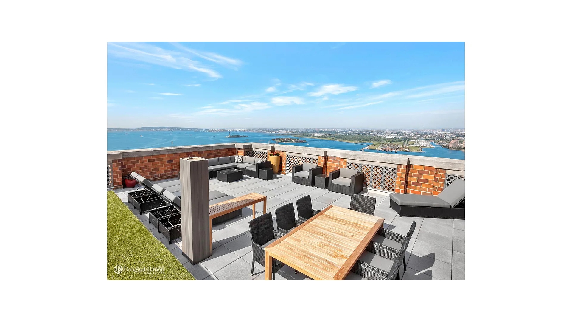 #19 photo, 20 WEST Street, Financial District , NY 10004